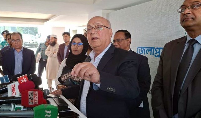 মাসিক ১৫ ও ২০ হাজার টাকা করে ভাতা পাবেন ‘জুলাই শহীদ’ ও ‘যোদ্ধারা’